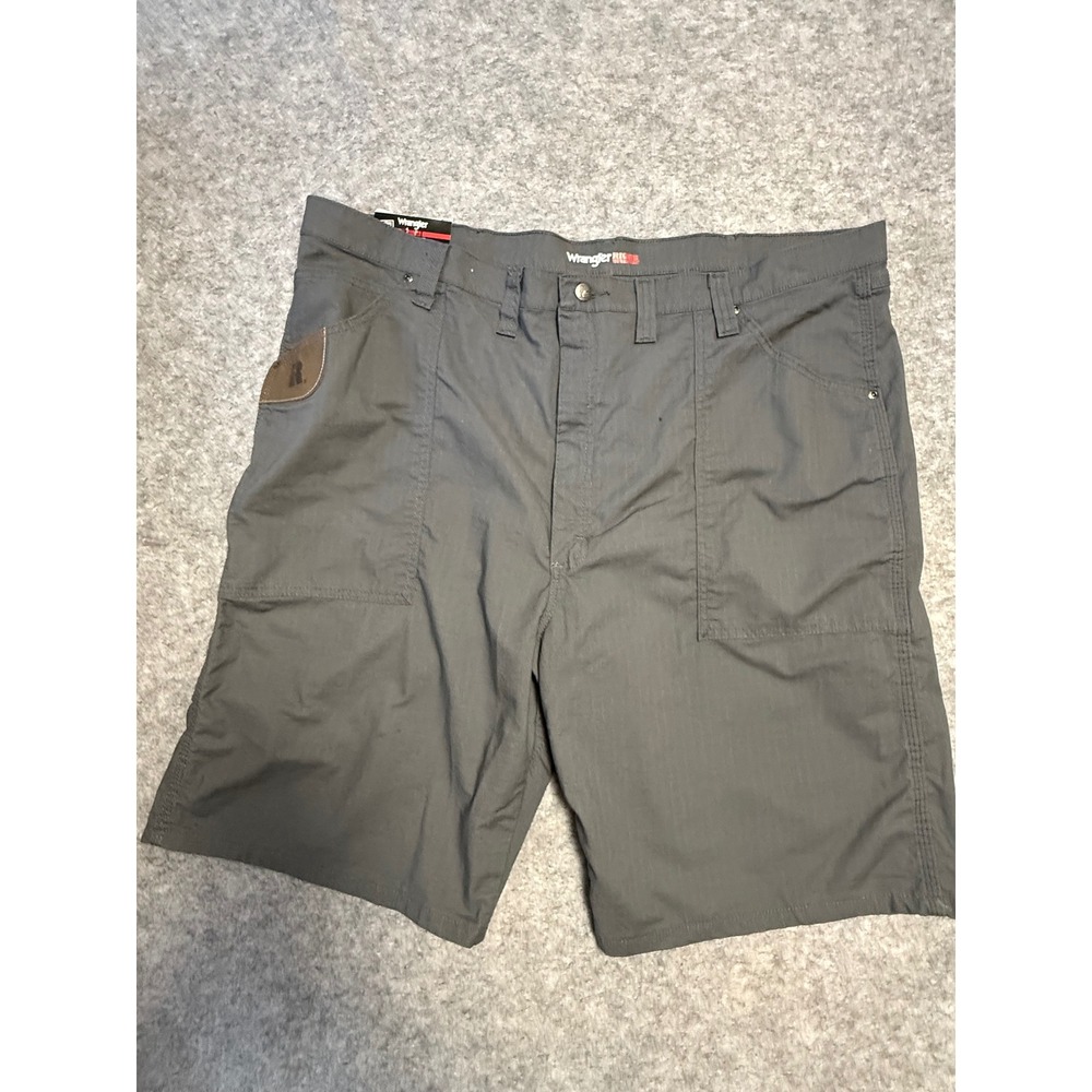 Wrangler Riggs Workwear Mens Relaxed Fit Ripstop Shorts Grey 103W341GY NWT 44